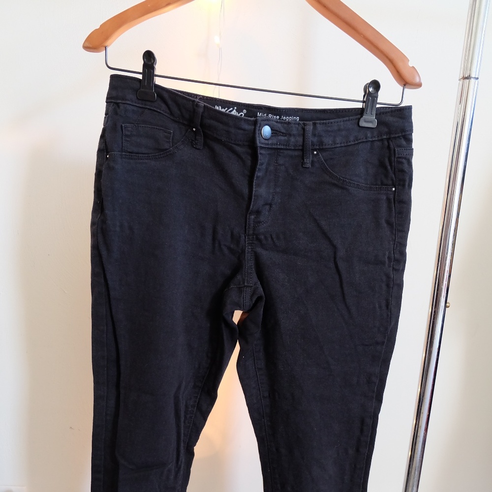 Mossimo - Picture 2 of 7